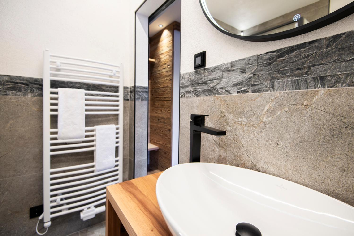 Alpinspa Zur Post Apartment - Bergbahn Von 16 Mai Bis November 2025 Inklusive Bad Gastein Luaran gambar